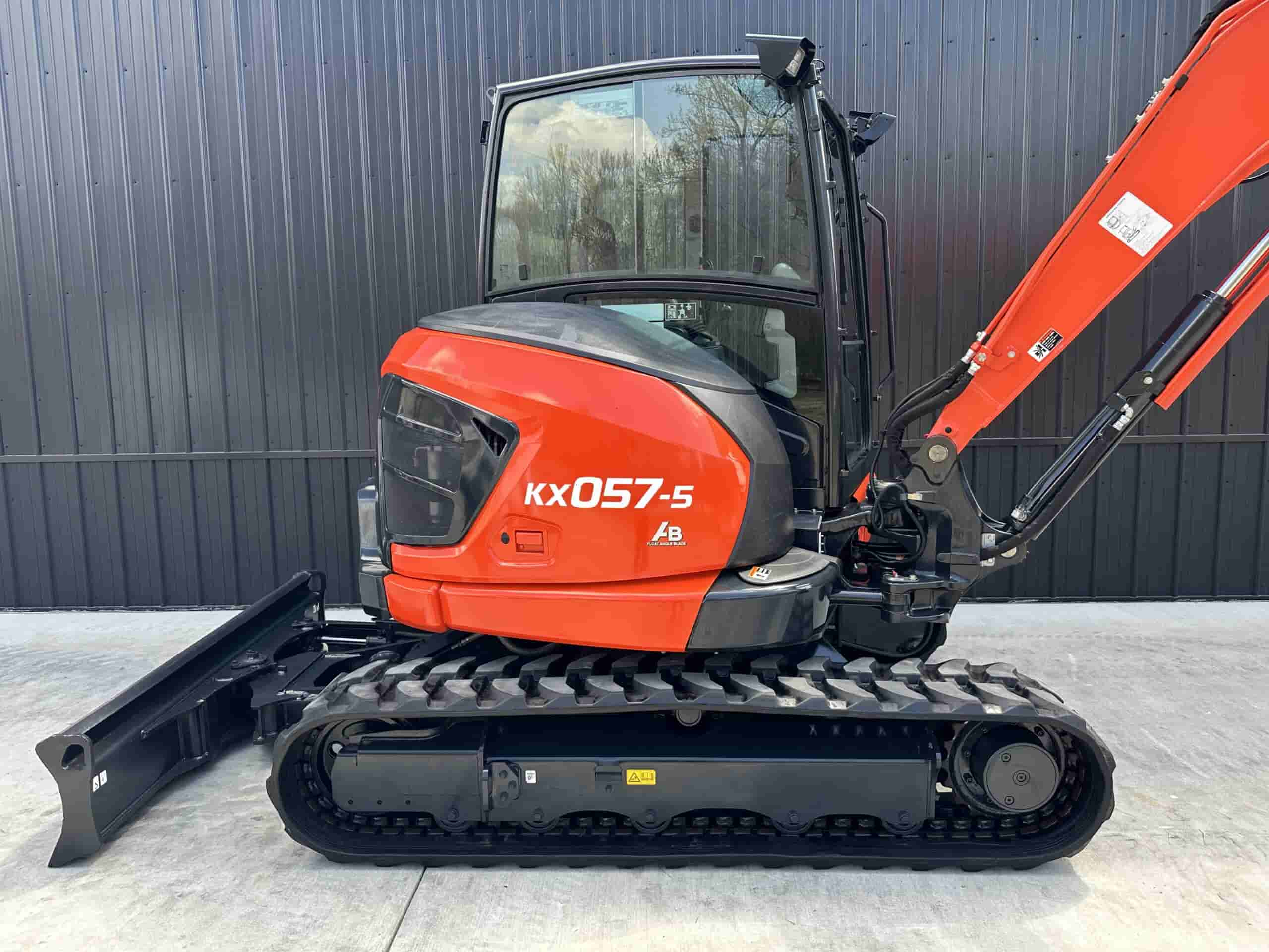 2022 KUBOTA KX057-5
